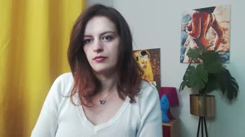 Snapshot of fancynadine chatting on January 3, 6:22 am Nadine online show from January 3, 6:22 am