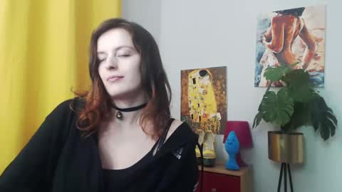 Snapshot of fancynadine chatting on January 6, 9:30 am Nadine online show from January 6, 9:30 am