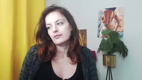 Snapshot of fancynadine chatting on January 7, 12:20 pm Nadine online show from January 7, 12:20 pm