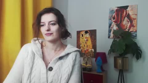 Snapshot of fancynadine chatting on January 8, 6:20 am Nadine online show from January 8, 6:20 am