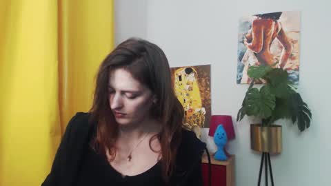 Snapshot of fancynadine chatting on January 13, 12:24 pm Nadine online show from January 13, 12:24 pm