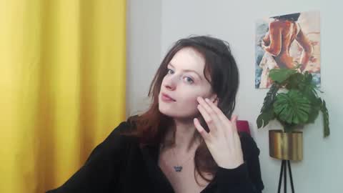 Snapshot of fancynadine chatting on January 15, 9:24 am Nadine online show from January 15, 9:24 am