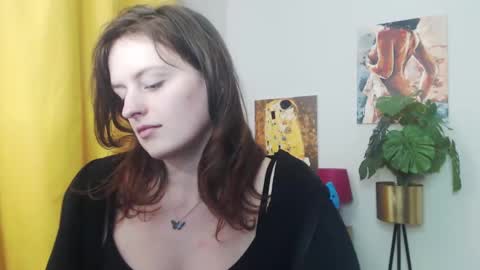 Snapshot of fancynadine chatting on January 15, 12:25 pm Nadine online show from January 15, 12:25 pm