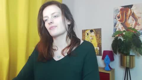 Snapshot of fancynadine chatting on February 10, 9:25 am Nadine online show from February 10, 9:25 am