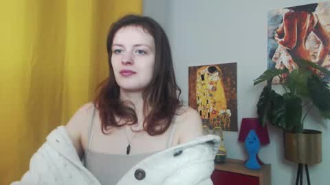 Snapshot of fancynadine chatting on February 12, 6:19 am Nadine online show from February 12, 6:19 am