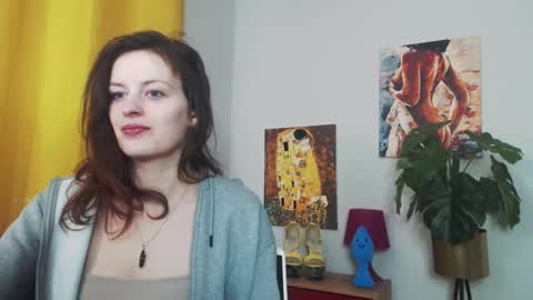 Snapshot of fancynadine chatting on February 22, 7:23 am Nadine online show from February 22, 7:23 am