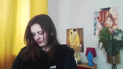 Snapshot of fancynadine chatting on February 24, 12:26 pm Nadine online show from February 24, 12:26 pm