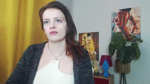 Snapshot of fancynadine chatting on February 28, 6:21 am Nadine online show from February 28, 6:21 am