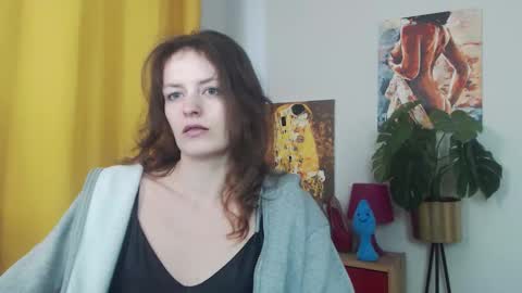 Snapshot of fancynadine chatting on September 9, 4:45 am Nadine online show from September 9, 4:45 am