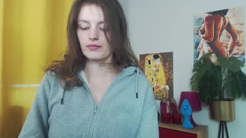 Snapshot of fancynadine chatting on September 24, 5:44 am Nadine online show from September 24, 5:44 am