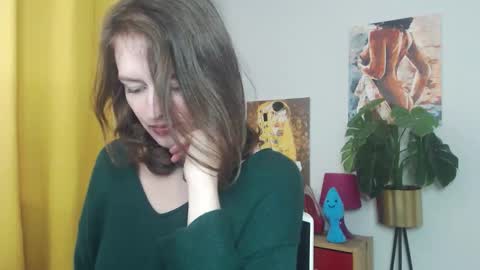 Snapshot of fancynadine chatting on September 30, 5:56 am Nadine online show from September 30, 5:56 am