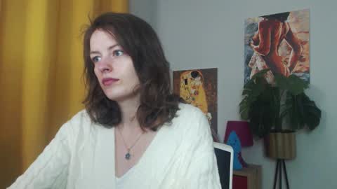 Snapshot of fancynadine chatting on October 7, 4:42 am Nadine online show from October 7, 4:42 am