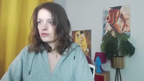 Snapshot of fancynadine chatting on October 8, 4:54 am Nadine online show from October 8, 4:54 am