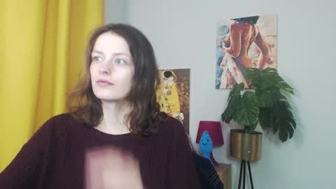 Snapshot of fancynadine chatting on November 10, 5:50 am Nadine online show from November 10, 5:50 am