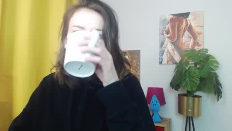 Snapshot of fancynadine chatting on November 24, 5:51 am Nadine online show from November 24, 5:51 am