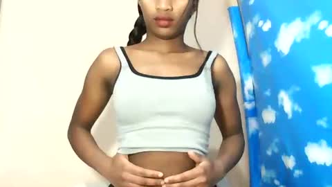 Snapshot of faniriah27 chatting on September 15, 8:31 pm faniriah27 online show from September 15, 8:31 pm