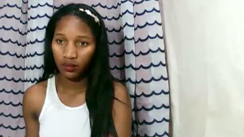 Snapshot of faniriah27 chatting on September 17, 9:16 pm faniriah27 online show from September 17, 9:16 pm