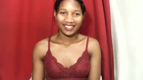 Snapshot of faniriah27 chatting on October 2, 7:26 am faniriah27 online show from October 2, 7:26 am