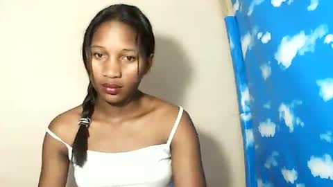 Snapshot of faniriah27 chatting on October 14, 7:03 pm faniriah27 online show from October 14, 7:03 pm