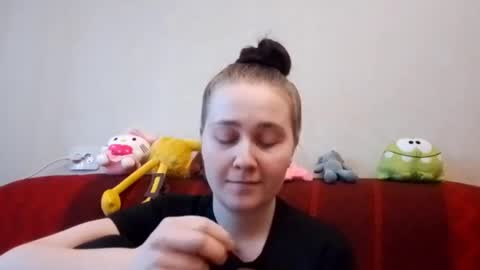 Snapshot of fanniepeacemaker chatting on May 14, 2:13 pm Sara online show from May 14, 2:13 pm