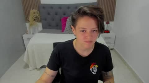 FANNY online show from June 15, 1:24 pm