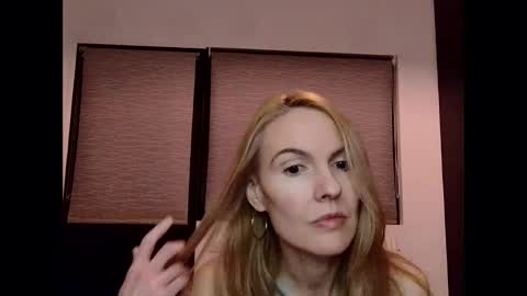 Fanny online show from January 7, 4:05 pm