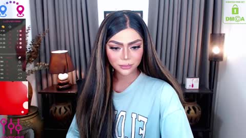 Snapshot of fantacyoflove chatting on December 24, 11:44 pm YASI online show from December 24, 11:44 pm