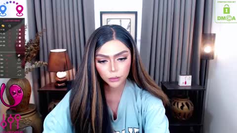 Snapshot of fantacyoflove chatting on December 27, 12:39 am YASI online show from December 27, 12:39 am