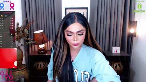 Snapshot of fantacyoflove chatting on January 19, 11:00 pm YASI online show from January 19, 11:00 pm