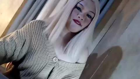 Snapshot of fantasticcock69_daniella chatting on June 26, 8:08 am DANIELLA - DONT FORGET TO GIVE ME A THUMBSU UP online show from June 26, 8:08 am
