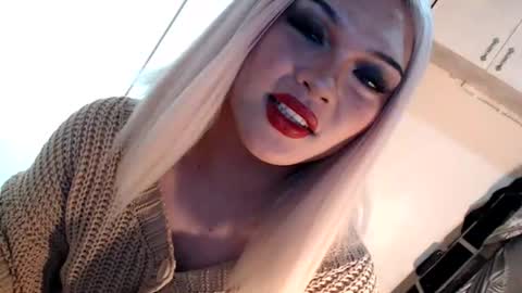 Snapshot of fantasticcock69_daniella chatting on July 11, 3:59 pm DANIELLA - DONT FORGET TO GIVE ME A THUMBSU UP online show from July 11, 3:59 pm
