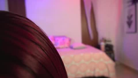 Snapshot of fantasy_col chatting on October 28, 4:09 pm Maddie online show from October 28, 4:09 pm