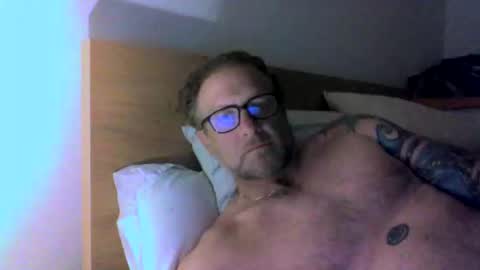 Snapshot of fantasying01 chatting on November 12, 2:50 pm fantasying01 online show from November 12, 2:50 pm