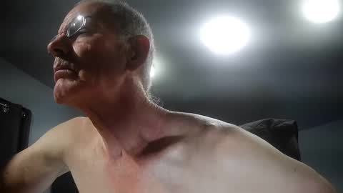 fantasyresort online show from October 6, 3:04 am