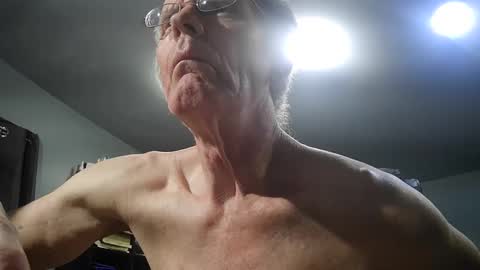 fantasyresort online show from January 14, 4:07 am