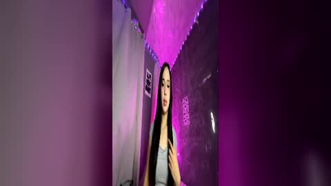 Snapshot of fantasyxbabe chatting on June 23, 5:27 am AMANDA online show from June 23, 5:27 am