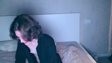 Kira online show from September 28, 2:39 am