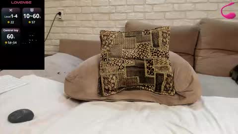 farah online show from November 24, 3:23 pm