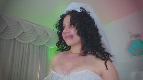 Farah online show from October 31, 12:06 pm