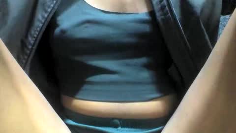 farantsaaly1 online show from September 14, 6:18 pm