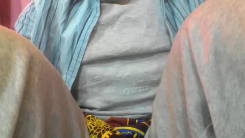 farantsaaly1 online show from September 24, 3:43 am