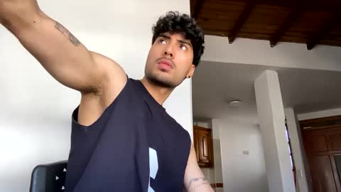 farid_24 online show from October 7, 9:23 pm