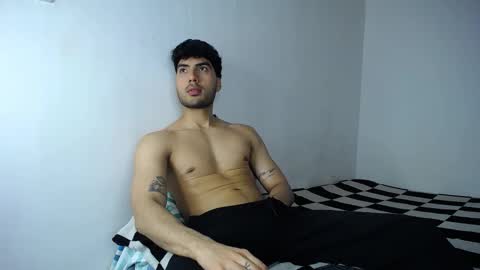 farid_24 online show from February 28, 12:22 am