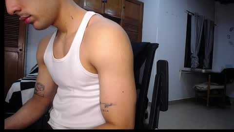 farid_24 online show from May 20, 12:50 am