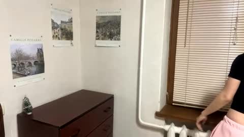 Meaghan online show from February 12, 4:02 pm