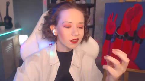 Fascinating   Eyes online show from March 2, 3:13 am