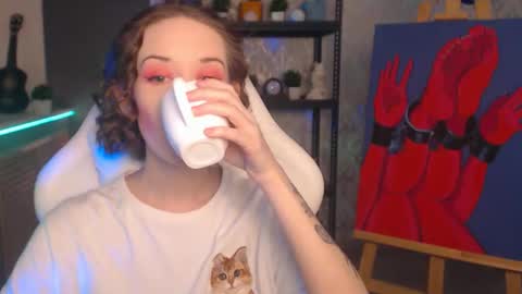 Fascinating   Eyes online show from October 3, 6:16 pm