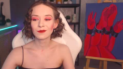 Fascinating   Eyes online show from October 26, 7:09 pm