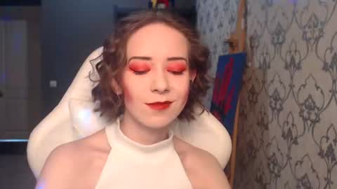 Fascinating   Eyes online show from August 2, 3:38 am