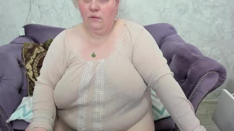 fashiona online show from February 27, 3:47 am